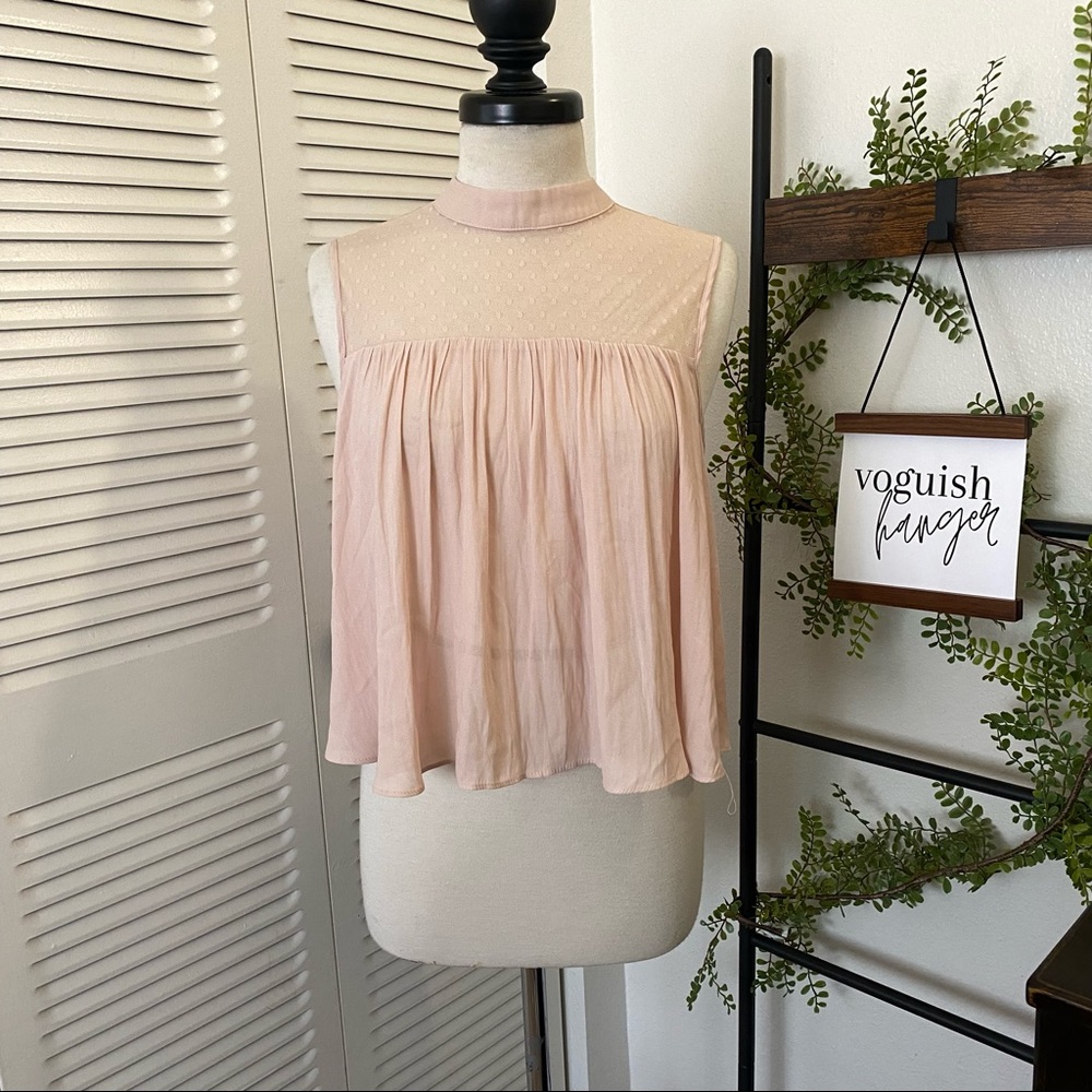 Forever 21 Blush Pink Sleeveless Crop Top Medium